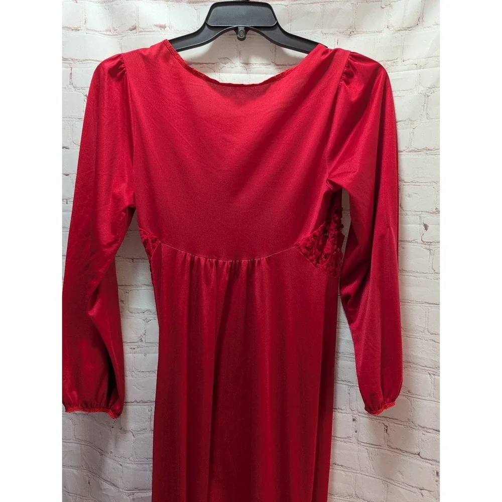 Shadowline Red Long Sleeve Nightgown Lace cutouts Medium‎ vintage READ